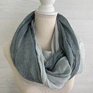 NWT New York & Company - Gray silver ombre lightweight infinity scarf, 40” x 34”